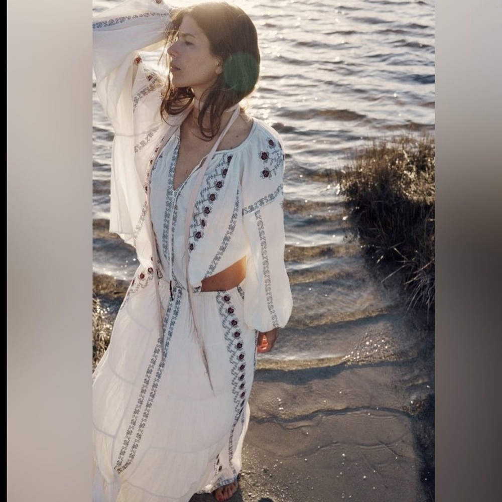 Zara White Embroidered Boho Peasant Top